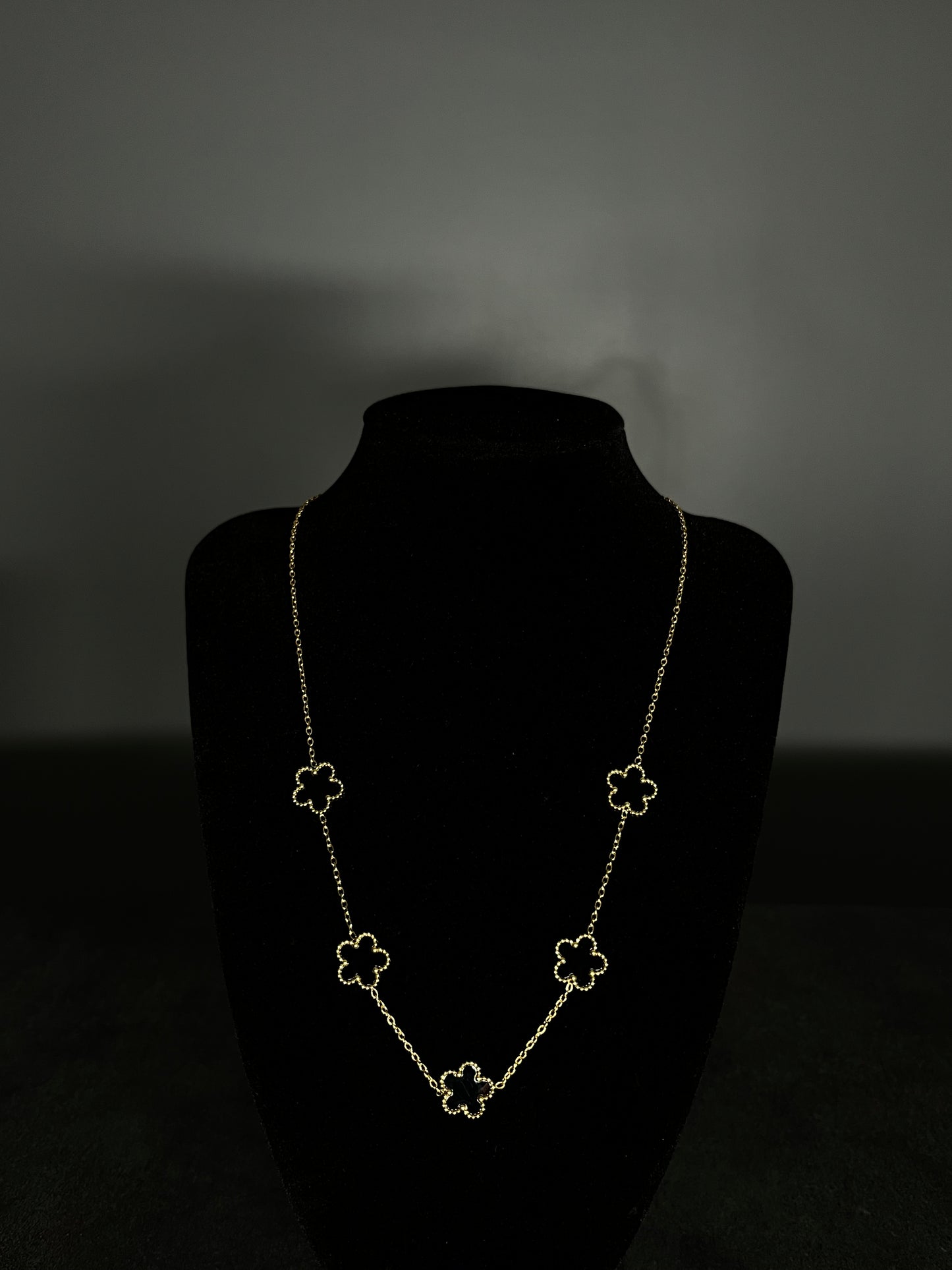 Collier Trèfle Nocturne